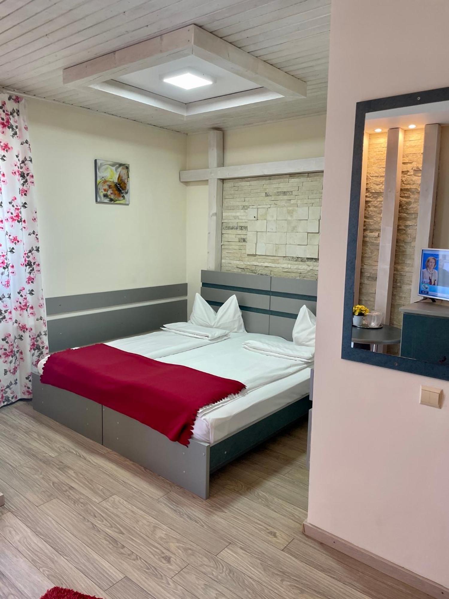 Casa Teo Hotel Mahmudia Kültér fotó